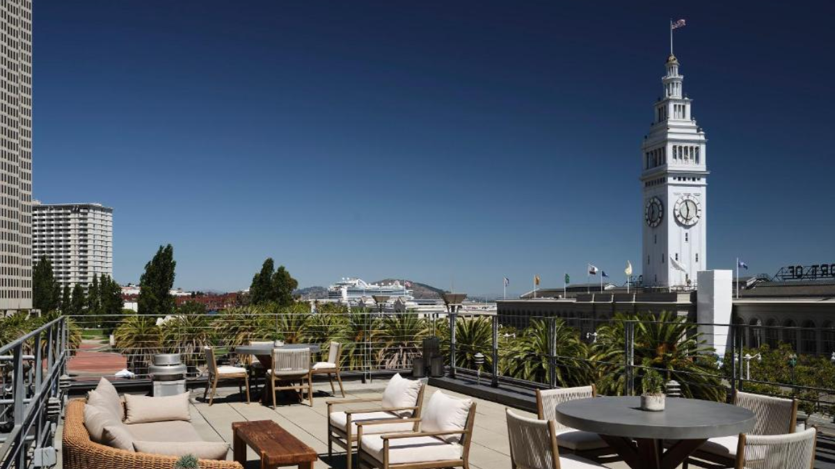Executive Limo Transportation from SFO Airport to 1 Hotel San Francisco