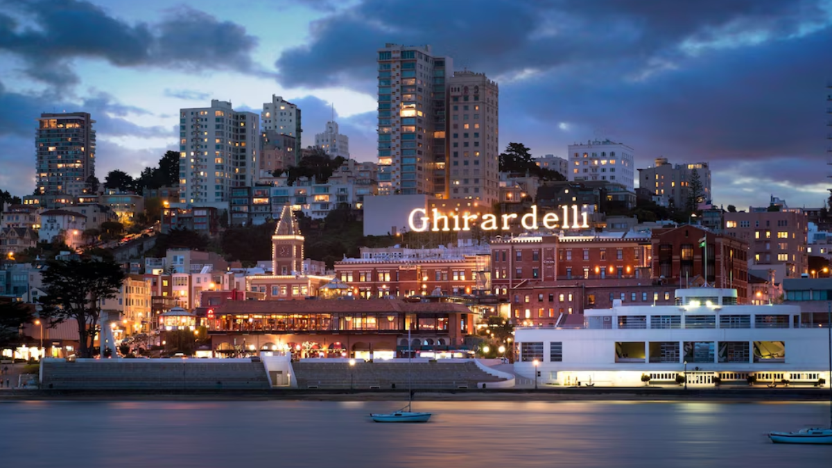 Private sedan, SUV, and limousine transfers from San Francisco International Airport to Fairmont Heritage Place Ghirardelli Square with SG World Transportation.